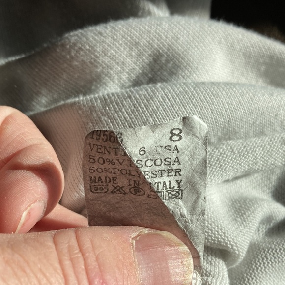 Venti6 white light sweater with rock&love on it - Picture 5 of 5